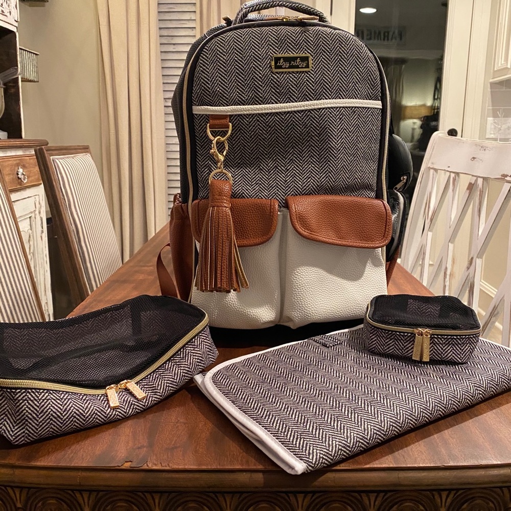 Itzy Ritzy diaper bag